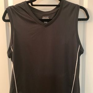 Size Large Reebok Moisture Management T-shirt